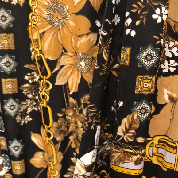 Classic Zara Floral Print Dress - Picture 7 of 11